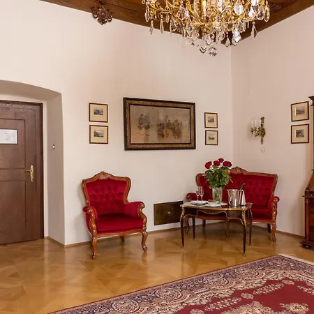 Hotel Zámek štiřín 4*